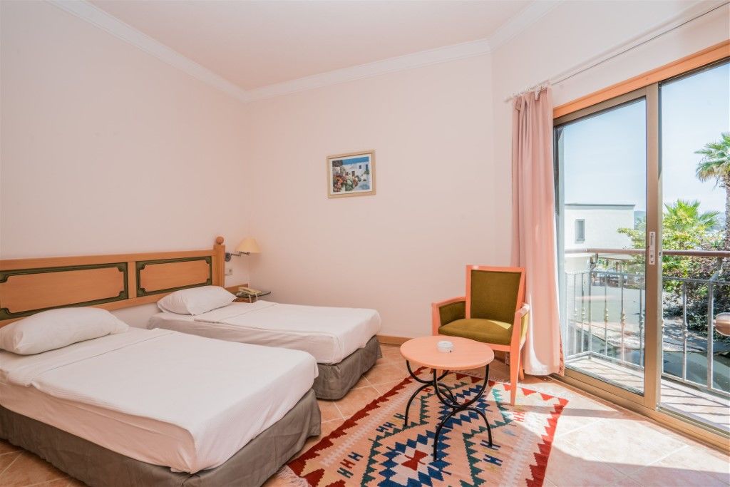 Costa 3s Otel 4*